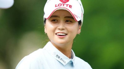 500만 달러 ‘오일머니’ 잭팟…사우디서 '억' 소리 나는 상금 챙긴 K여자골프