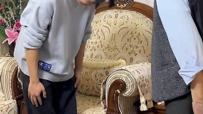 “허리 숙여 인사했다” 22세 조진호의 품격…튀르키예 96세 참전용사 울린 ‘형제의 나라’ 미드필더→대단히 훌륭한 한국 젊은이 찬사