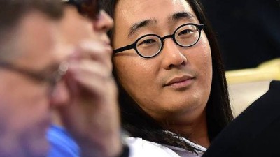 ‘이거 실화냐’ 50세 허민, 한화 거포 유망주 삼진 잡다…레전드 김태균도 감탄 “야구 열정 대단하다”