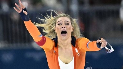 [올림픽] 스포츠 브라 노출한 레이르담…'100만달러짜리 세리머니'