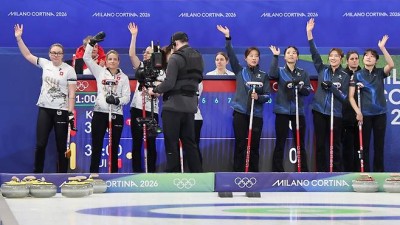 ‘트리플도 소용없었다’ 여자 컬링 스위스에 7-5 패, 4강 경우의 수 복잡[2026 동계올림픽]