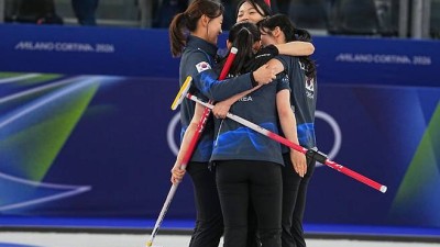 메달 노리는 여자 컬링 '5G'…4강 문턱서 '벼랑 끝 승부' 나선다[2026 동계올림픽]