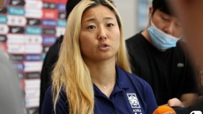 한국은 이런 거 없나? 전원 비즈니스석 지원도 부족한가....A매치 156경기 레전드 조소현, 중국이 지원받은 초고가 맞춤 정장 언급