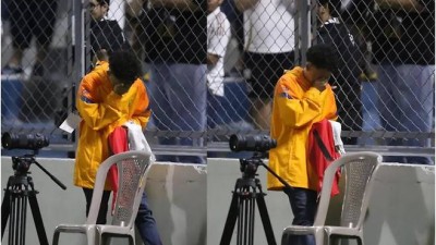 '손흥민 덕에 눈물 펑펑' 1-6 대패 후 사인 받고 감격한 관계자 화제