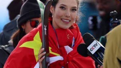 미국서 나고 자라 명문대 다니는데 왜 중국 대표?…美 부통령, '박쥐 행보' 中 스키 스타 직격 [2026 밀라노]