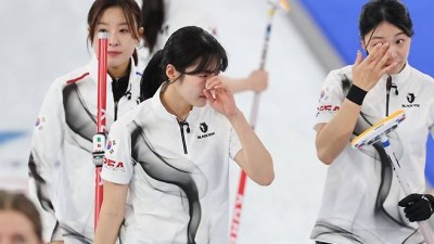 '항상 웃던 미모 군단' 한국 女컬링, 마지막 통한의 눈물…캐나다전 패배 → 최종 5위 준결승 실패