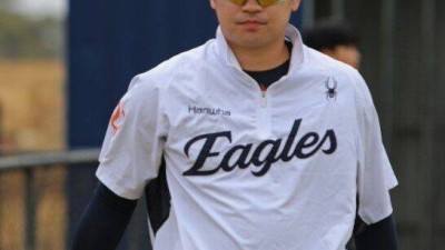 KIA→한화 '트레이드 복덩이' 부활 신호탄, 양상문 코치도 엄지 척→불펜 공백 지운다 [MD오키나와]