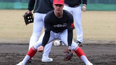 와 'KBO 최초 亞 쿼터' 주인공 2안타+2득점+도루 펄펄! 홈런까지 터트린 '전천후 내야수' 맹활약까지, KIA 첫 자체 연습경기 어땠나