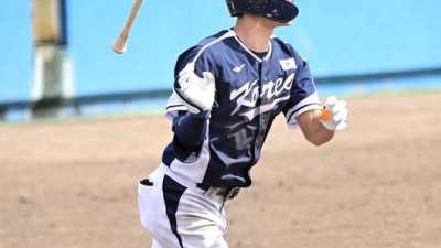 ‘한일전 9회 동점포’ 김주원, 역전 스리런 홈런으로 대표팀 첫 승리 안겼다 “역시 오늘도 주인공” [오!쎈 오키나와]