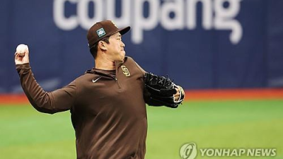 '헉, 피홈런 2방' 고우석, 양키스전 악몽의 등판… 만루홈런 포함 4실점 고개 숙여