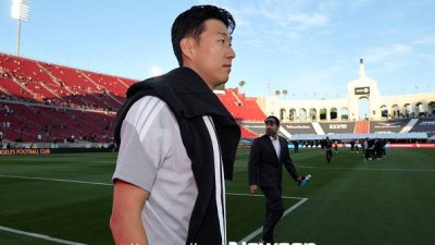 손흥민 메시 앞 선제골 도움 신고 ‘시즌 4호’