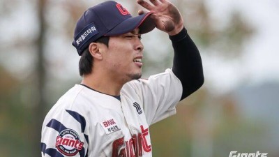 롯데 김동혁 방출 위기라고? 전화기 받은 배경, 철저한 수사 필요하지만…주전 or 비주전 논리 ‘어불성설’