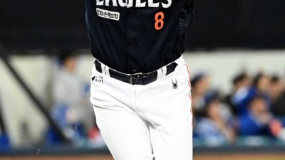 '부산 순혈+이대호 찐후배인데' 307억 종신한화 → 뒤늦게 피눈물 흘린 롯데…노시환을 왜! 8년전 뽑지 않았나 [SC포커스]