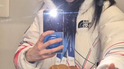 대한민국에서 김길리만 가능한 인증샷 공개됐다…네덜란드 미남 쇼트트랙 왕자도 축하 올림픽의 빛나는 순간들