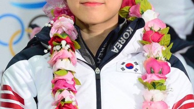 나라면 김연아 더 낮게 줬다 아사다 前 코치 때문에 日 분노 지금까지 본 어떤 대회보다 수준 낮아