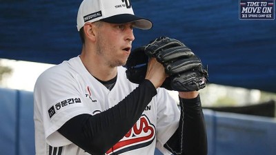 폰세보다 더한 괴물이 뜬다…6년 만에 韓 돌아온 ML 35승 투수, 日 세이부 상대 출격