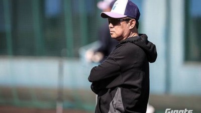 롯데 도박파문 후폭풍 거세다…수척해진 김태형→한숨만 푹푹 “나승엽-고승민 공백 크다, 구상 다 빠그라져” [오!쎈 미야자키]