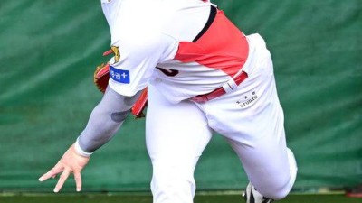 ‘KS 2승→국가대표→팔꿈치 수술’ 복귀 임박 KIA 22살 좌완, 재활 이겨낸 비법이 게임이라고? [오!쎈 오키나와]