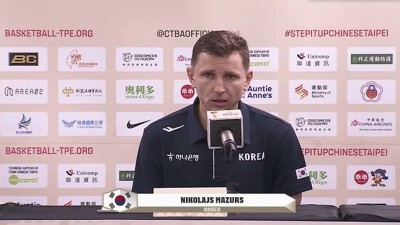 한국 대표팀 사령탑 데뷔전서 완패…마줄스 감독 밸런스 무너진 것이 패인