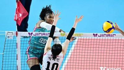 최하위 만난 선두들…타나차 자리 비운 한국도로공사, 정관장 꺾고 선두 굳히기