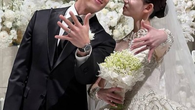 ‘서울 데뷔골’ 송민규 “와이프(곽민선)가 골 못 넣으면 집에 오지 말라고…당당하게 가야죠” [현장 인터뷰]