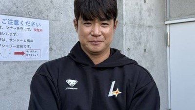 'SSG 깜짝 이적' 김재환 아직도 두산 선수들 매일 연락 와, 심지어 새벽 3시에도... 고백 [미야자키 인터뷰]