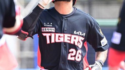 앞에서 어떤지 보려고 KIA, 김호령-카스트로 테이블세터 테스트…한화는 1번타자 심우준 [오!쎈 오키나와]