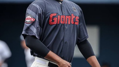 '18-0' 한화 완파한 타선을 이렇게 간단히? KKKK 퍼펙트 피칭, 롯데 157km 에이스 예사롭지 않다