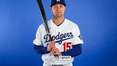 '김혜성 떠나자 홈런 폭발' 오타니급 OPS, 다저스 2루에 새로운 경쟁자 나왔다…로버츠는 흐뭇