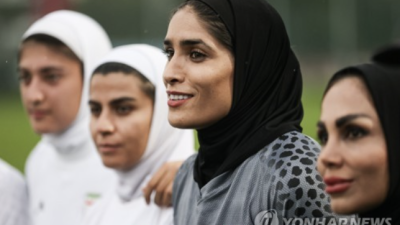 [이란 최고지도자 폭사] 이 와중 '한국-이란' 한판 대결!…이란 女 감독 정세 답변 거부→아시안컵 한국전만 신경쓸 것