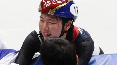 '최민정에 푸시, 잊지 않을게요'…'8년 기다린 金메달' 심석희 뒤늦은 인사 덕분에 달립니다 [2026 밀라노]