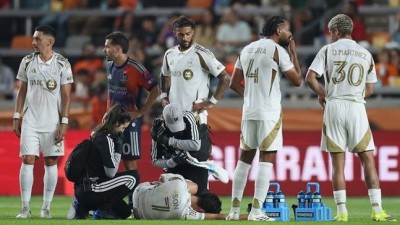 '악' 손흥민 발목 노린 살인 태클→'부상 우려' LAFC 감독 직접 밝혔다 더 심각할 뻔했는데...