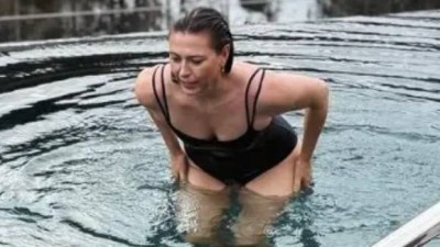 '눈 둘 곳 없네' 샤라포바, 럭셔리 스파서 뽐낸 도발적 자태... 역시 '테니스 여제' 은퇴 후 근황 공개