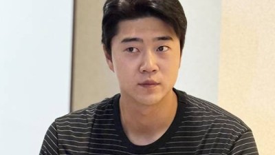 롯데 깜짝 비화! 'ERA 8.23 최악투' 외국인, 그런데 '160km 파이어볼러' 만들었다고?…팔다리 길고 신체 좋은데 왜 한 마디에 각성 완료! [미야자키 인터뷰]