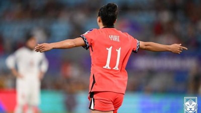 골 결정력 왜 이래...'비즈니스석 요구-프라다 단복 논란' 여자 대표팀, 이번에는 '33슈팅 3골'로 축구 팬들 비판 직면