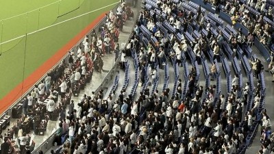 한국 애국가 울려 퍼지자…기립 예우 갖춘 日 오릭스 팬들→정치 갈등+과거사 떠나 ‘존중’ 보여준 장면 [SS오사카in]