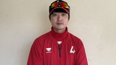 코치님이라 해야 되나? 20년 지기 최정도 '아직 어색'…지도자 전격 변신 김성현 탄탄대로 아니라 오히려 더 좋다 [미야자키 인터뷰]