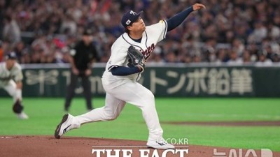 8강전 선발 누가 나갈까…‘강속구’ 곽빈이냐, ‘노련미’ 류현진이냐 [WBC]