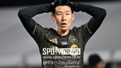 '손흥민한테 도대체 왜 그러는 걸까' LAFC 감독 답답하다 열변...선 넘은 반칙에 이게 현실