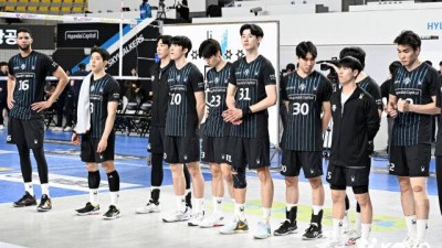 “오늘 경기만 보면 정규리그 1위를 할 자격 없다”...2위서 멈춘 현대캐피탈, 봄 배구 플랜도 바뀐다 [MD천안]