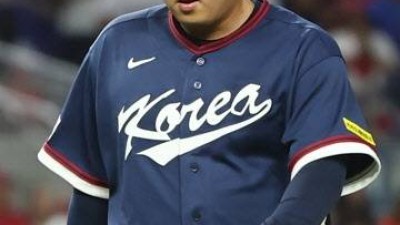 도미니카共 초호화 타선에 고개 숙인 류현진...1⅔이닝 3실점