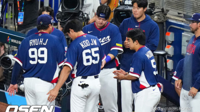 단 2안타라니, 9명 필사의 계투에도 0-10 콜드패 굴욕...日언론 한국, 빅리거 29명 사상 최강에 도전했으나 벽은 두텁고 높았다