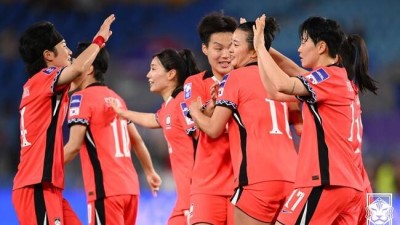 ‘시종일관 우즈벡 압도 또 압도’ 신상우호 여자 대표팀 4강 보인다, 2-0 앞서며 전반 마무리