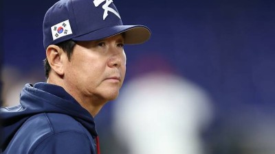 'WBC 8강' 류지현 감독 2+1년 재계약? 과감하게 새 인물?…2027년 프리미어12→2028년 LA 올림픽, 큰 파도 2번 밀려온다