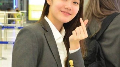 배드민턴 선수 맞아? 172cm 미모의 태국 공주, 와르르 무너졌다…안세영 없는 절호의 기회 → 준준결승 탈락이라니