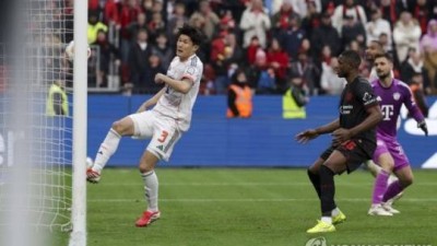 '퇴장 2명·골 2번 취소' 김민재, 9명 뮌헨의 마지막 보루로 투입…레버쿠젠 원정 1-1 무승부 지켜냈다