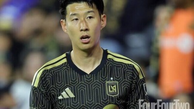 손흥민보다 팀이 중요해 고집하더니...LAFC 감독 'MLS 새 역사', 동료는 덕분에 공간 생겼어 찬사