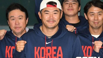 전세기 타고 귀국한 42세 베테랑 노경은, 왜 감독 말 안듣고 야구장 ‘출근’했을까 [오!쎈 인천]