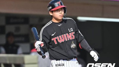 2개월 만에 투수 포기하길 잘했네…‘홈런-2루타-안타’ 6할2푼5리 맹타, LG는 차세대 거포 유격수를 얻다