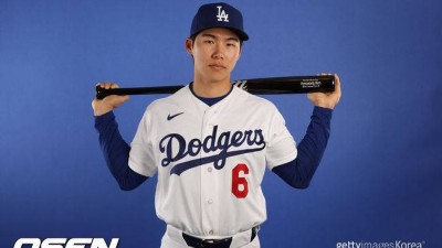 김혜성 복귀에 판 뒤집혔다…’1할대 빈타’ 프리랜드, 개막 로스터 탈락 위기